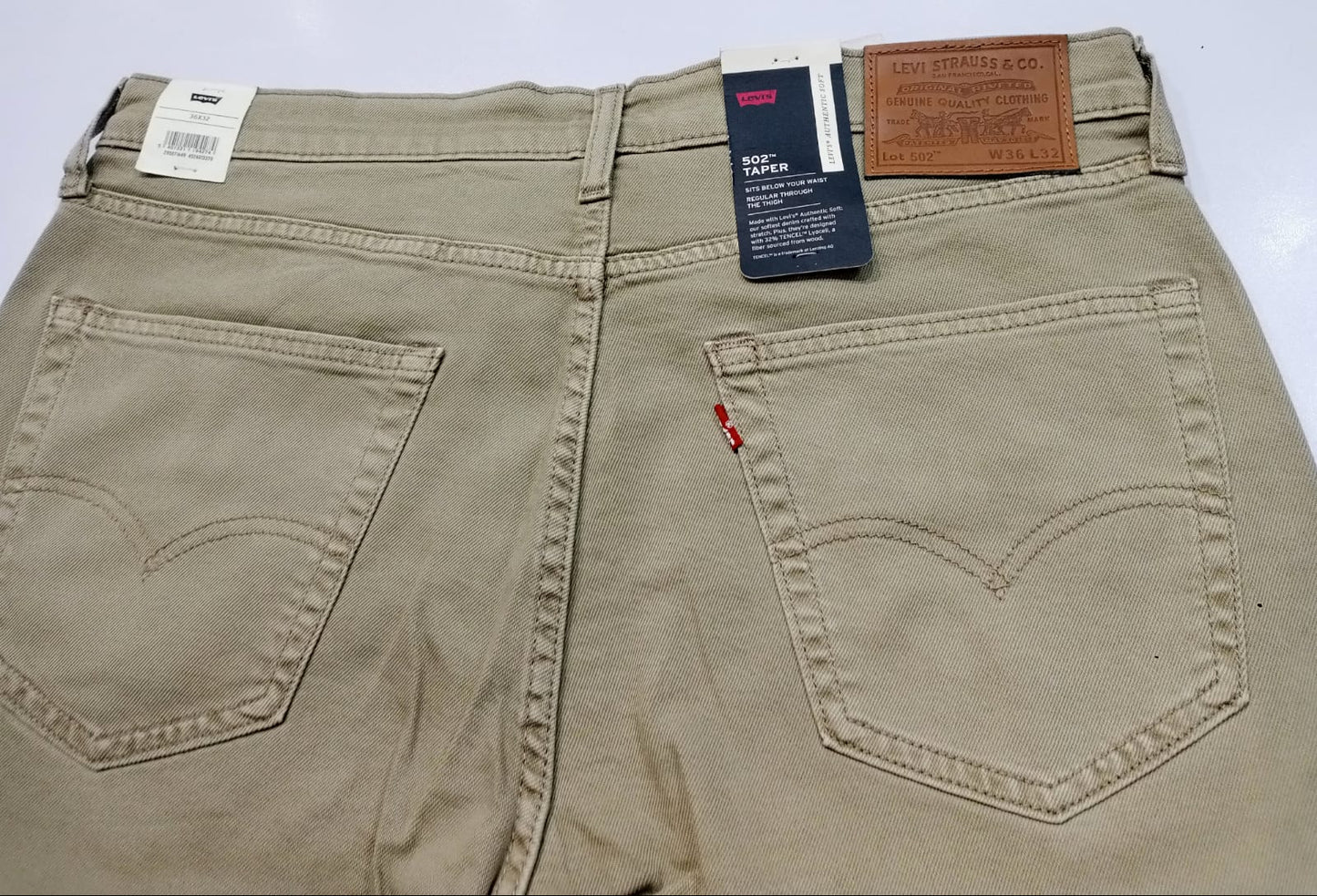Taper -Levis (Original)